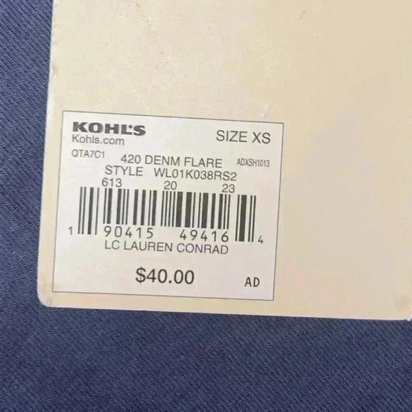 Lauren Conrad LC Squareneck Lace Volume Sleeve Blouse Women’s Size XS - Picture 5 of 5